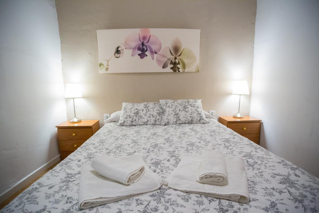 Apartamentos Catedral Málaga Extérieur photo