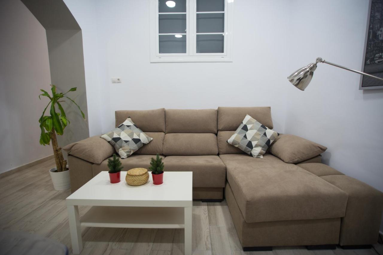 Apartamentos Catedral Málaga Extérieur photo