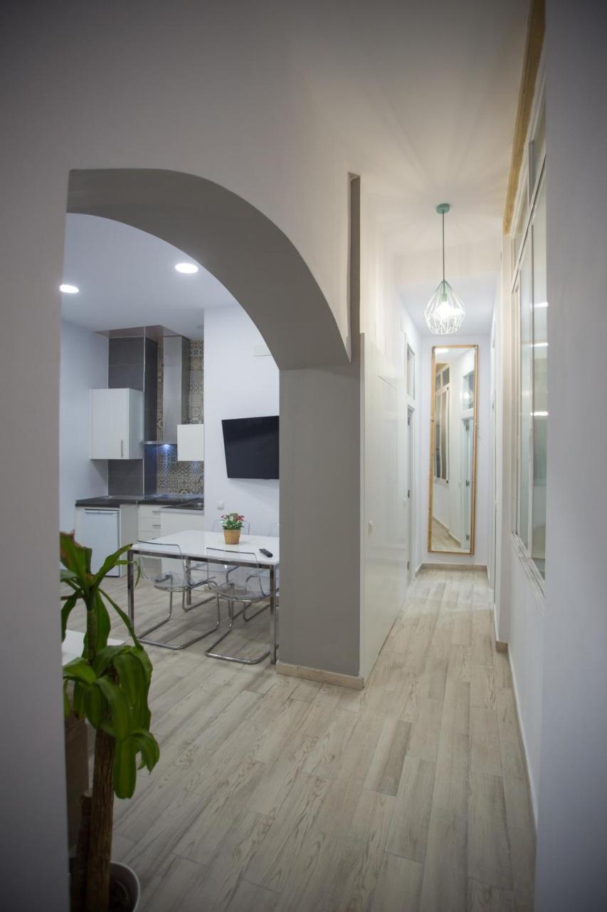 Apartamentos Catedral Málaga Extérieur photo