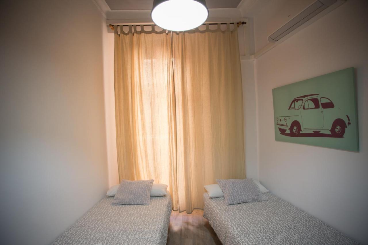 Apartamentos Catedral Málaga Extérieur photo